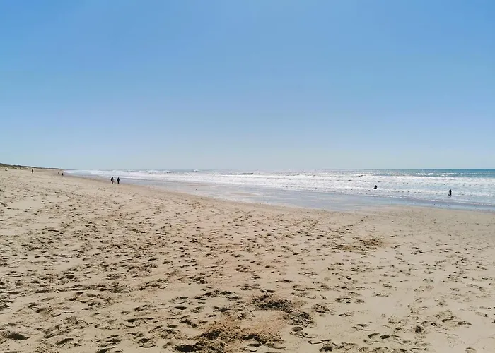 La Petite Dune 800m De La *